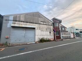 大阪府八尾市田井中３丁目