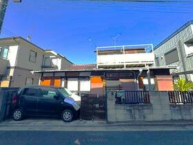 東京都世田谷区八幡山１丁目