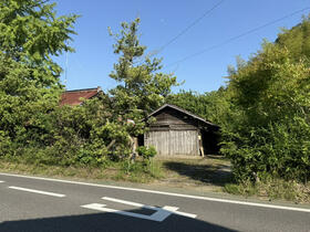 千葉県山武郡芝山町山中