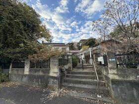 茨城県土浦市小松３丁目