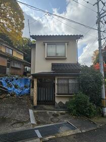 石川県金沢市山の上町