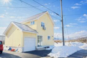 山形県米沢市大字舘山