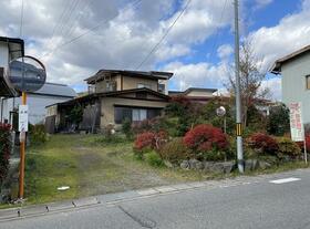 山形県西村山郡河北町谷地字沢畑