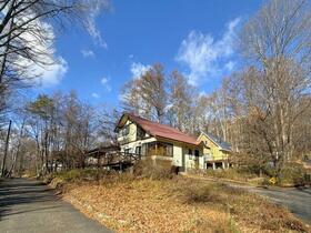 山梨県北杜市大泉町谷戸
