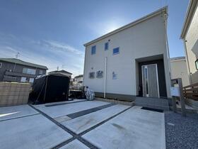 埼玉県三郷市彦成２丁目