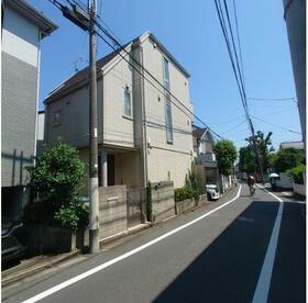 東京都世田谷区羽根木２丁目