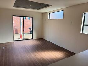 東京都府中市武蔵台３丁目