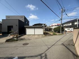 石川県野々市市柳町