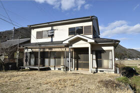 兵庫県たつの市新宮町香山