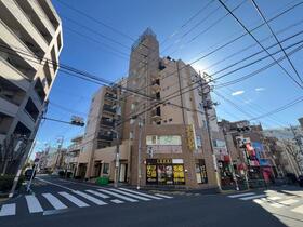 東京都杉並区上荻４丁目