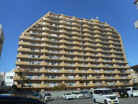 ダイアパレス葉山（光晴会病院お隣り）