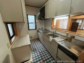 埼玉県草加市瀬崎３丁目