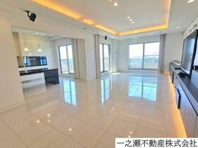 神奈川県鎌倉市七里ガ浜２丁目