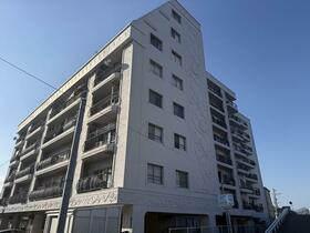 シャンボール東雲