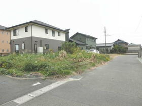 愛知県稲沢市平和町下起中