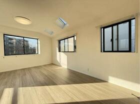 東京都練馬区春日町１丁目