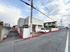 香川県高松市仏生山町甲