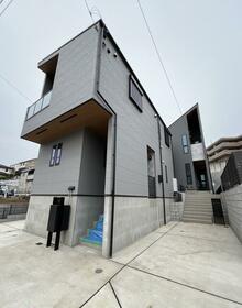 神奈川県横浜市神奈川区菅田町