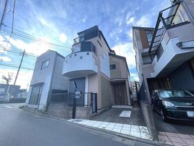 東京都練馬区春日町１丁目