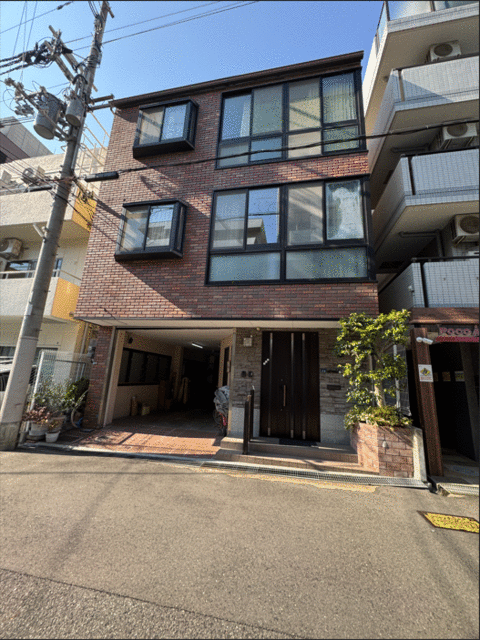 兵庫県神戸市の一戸建て | 1.2億円 | 5SLDK | 97.59m² | Akiyama house finder