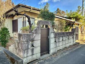 山梨県大月市賑岡町岩殿