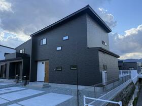 奈良県大和高田市大字西坊城