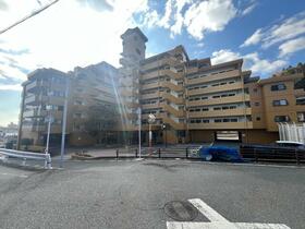 福岡県北九州市若松区白山２丁目