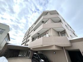 石川県金沢市西泉３丁目