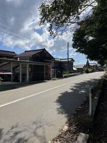 石川県加賀市小菅波町平