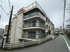 兵庫県宝塚市梅野町