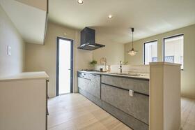 愛知県名古屋市緑区神の倉２丁目