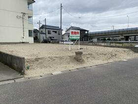 新潟県新潟市東区中山５丁目