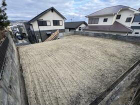 大阪府高槻市南平台１丁目