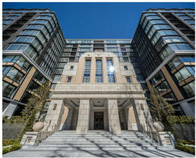 東京都港区三田１丁目