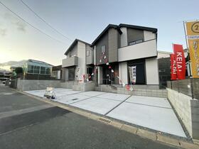 福岡県福岡市東区八田３丁目