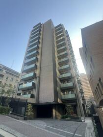 東京都港区赤坂１丁目