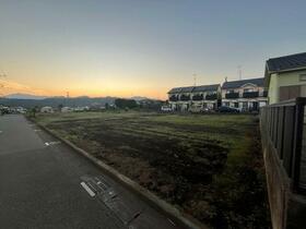 神奈川県愛甲郡愛川町中津