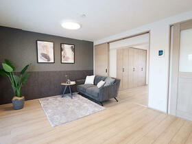 左近山団地２−２１号棟