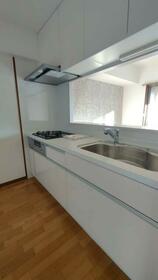 大阪府吹田市広芝町