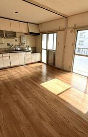 富田団地　６６号棟　　３０４号室