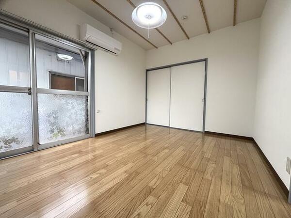 detached 東京都昭島市郷地町２丁目

地図を見る