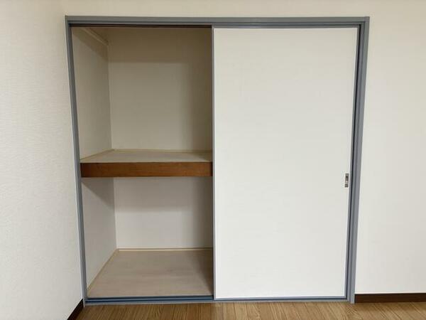 detached 東京都昭島市郷地町２丁目

地図を見る