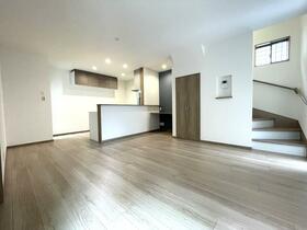 兵庫県伊丹市寺本１丁目