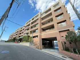 大阪府枚方市朝日丘町