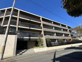 兵庫県神戸市東灘区西岡本５丁目