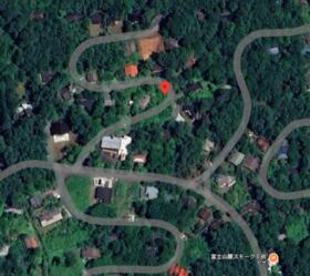 山梨県南都留郡鳴沢村−