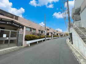 神奈川県川崎市宮前区西野川１丁目