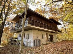 山梨県北杜市長坂町小荒間