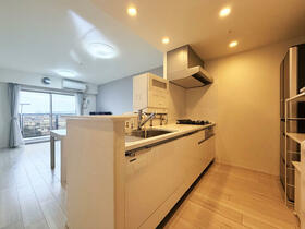 福岡県春日市小倉１丁目