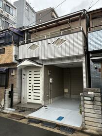 大阪府八尾市本町７丁目